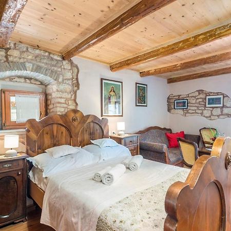 Отель House Peresiji Номер фото
